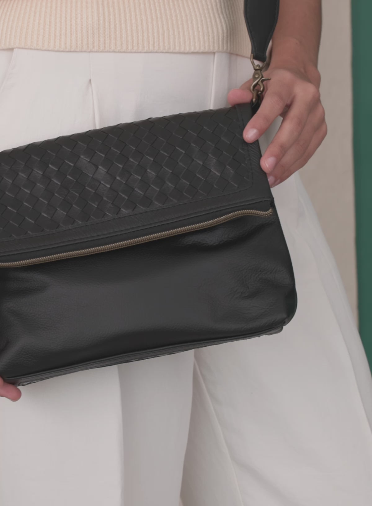 woven crossbody bag video close up