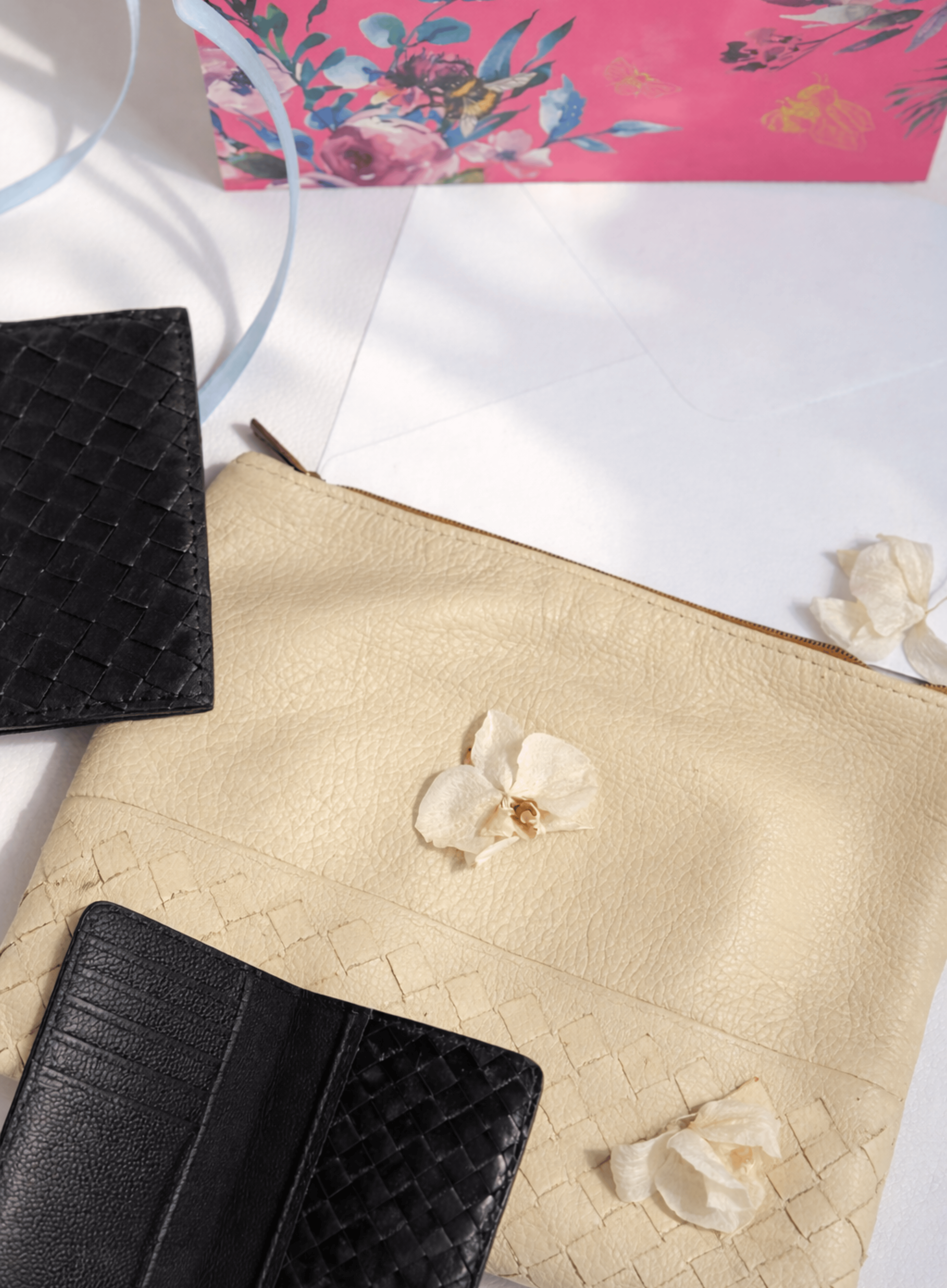 The Travelers Gift Bundle  for Mom
