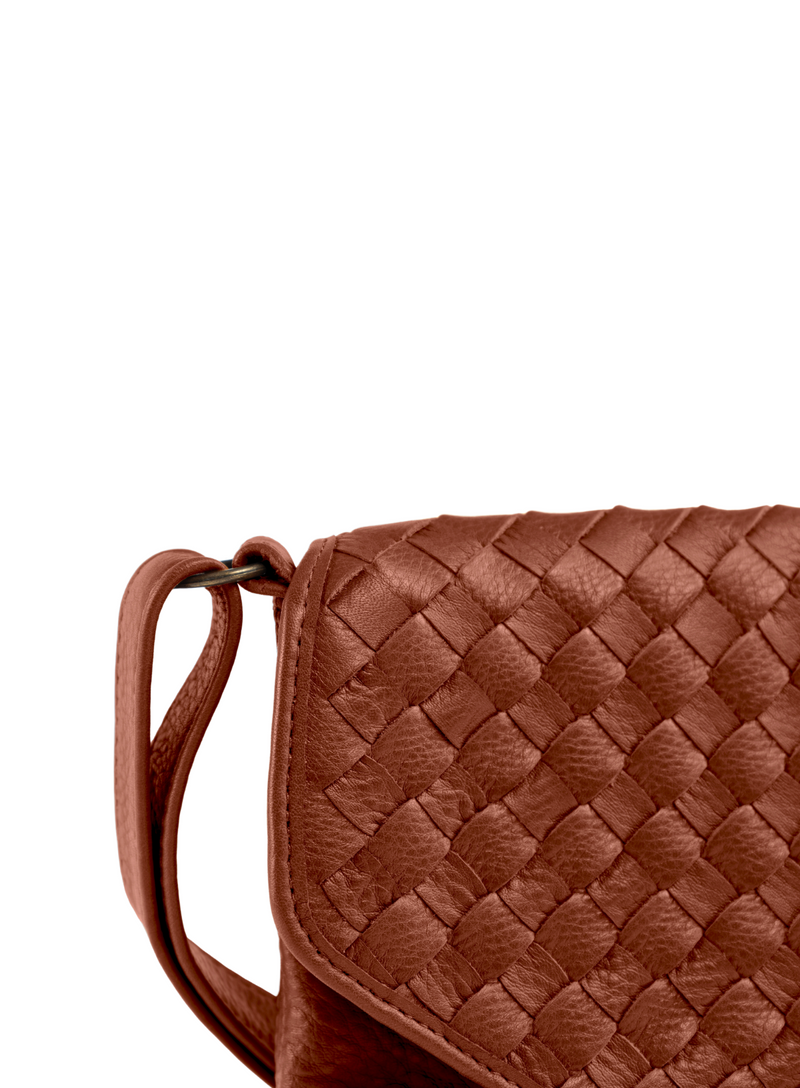 envelope crossbody in brown from our spring collection- detail.